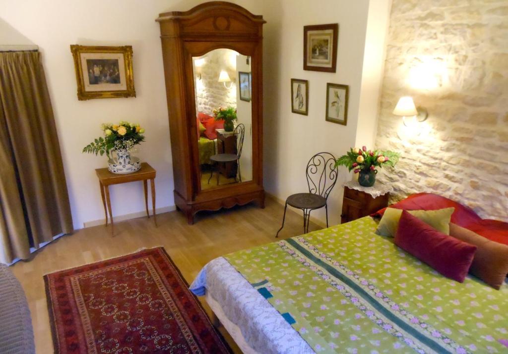 Auberge De La Tuilerie Surgy Екстериор снимка